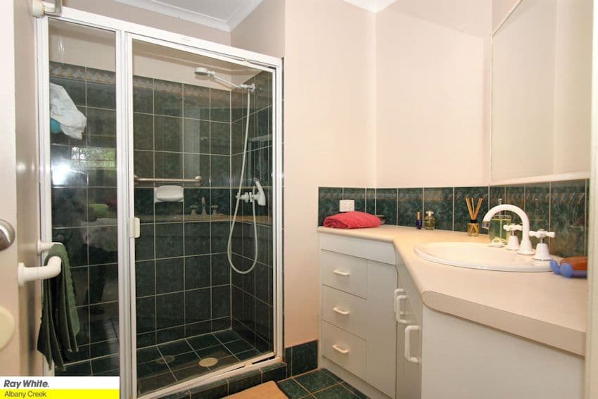 30 Graham Road, CARSELDINE QLD 4034, Carseldine - Thumbnail 7