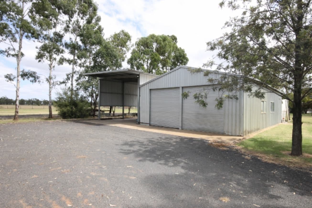 36 Spring Creek Drive, DALBY QLD 4405, Dalby - Thumbnail 2