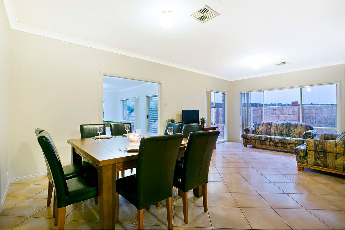 33 Parkway Avenue, WALKLEY HEIGHTS SA 5098, Walkley Heights - Thumbnail 6