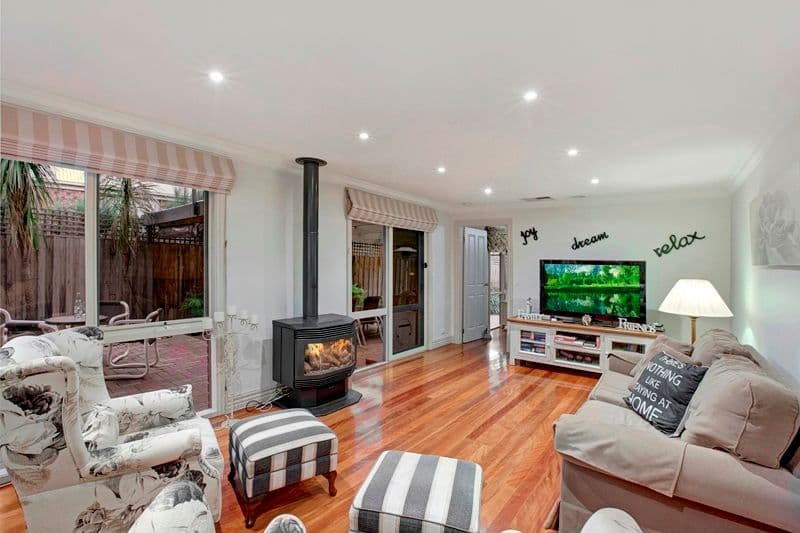 7 Obar Crescent, SOUTH MORANG VIC 3752, South Morang - Thumbnail 7