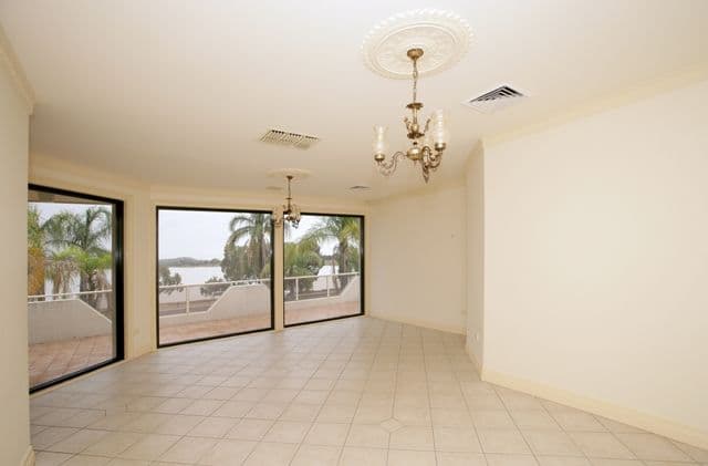 58 Lakehaven Drive, LAKE ALBERT NSW 2650, Lake Albert - Thumbnail 7