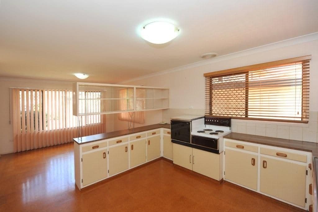 13 McNamara Street, CENTENARY HEIGHTS QLD 4350, Centenary Heights - Thumbnail 3