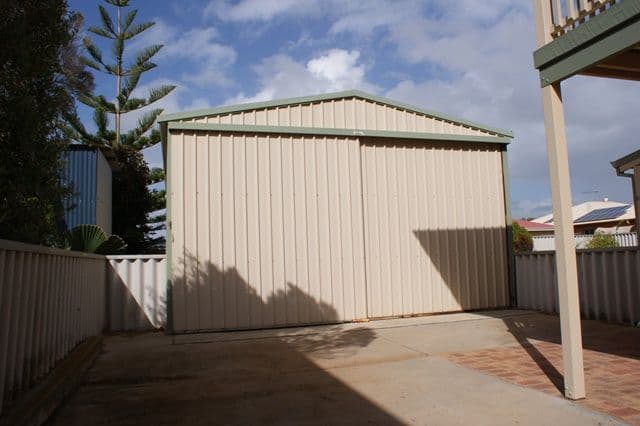 19 Seaview Court, PORT DENISON WA 6525, Port Denison - Thumbnail 2