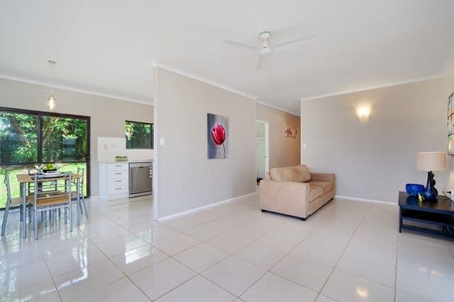 29 Scenic Street, BAYVIEW HEIGHTS QLD 4868, Bayview Heights - Thumbnail 2