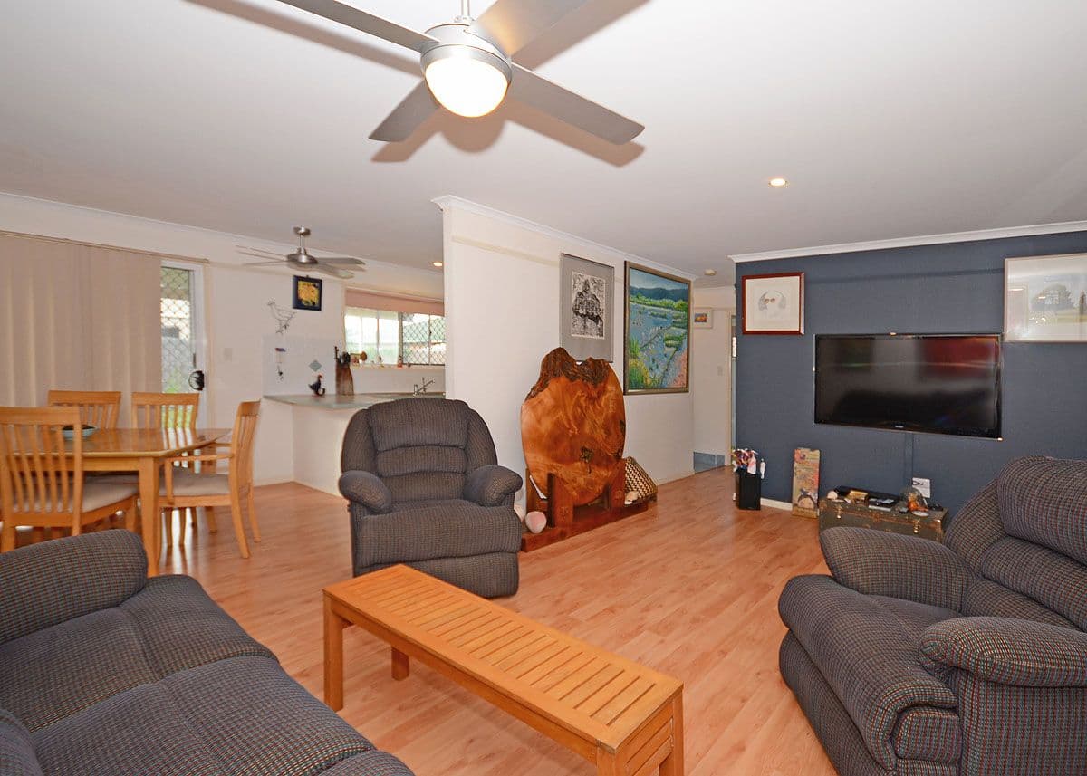 212 Pulgul Street, URANGAN QLD 4655, Urangan - Thumbnail 4