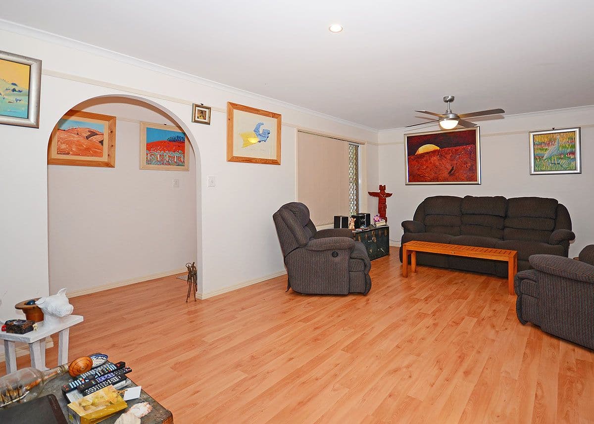 212 Pulgul Street, URANGAN QLD 4655, Urangan - Thumbnail 2