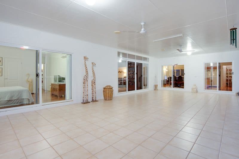 6-8 Hicks Close, KEWARRA BEACH QLD 4879, Kewarra Beach - Thumbnail 7