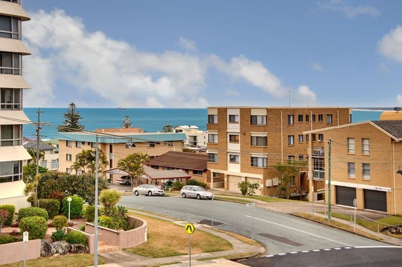 Unit 42 'Pinnacles Caloundra' 42 Canberra Terrace, CALOUNDRA QLD 4551, Caloundra - Thumbnail 2