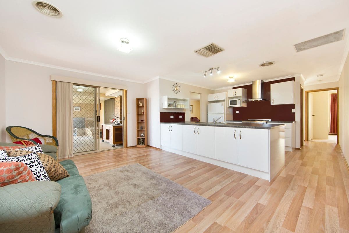 5 Linwood Grove, HILLBANK SA 5112, Hillbank - Thumbnail 3