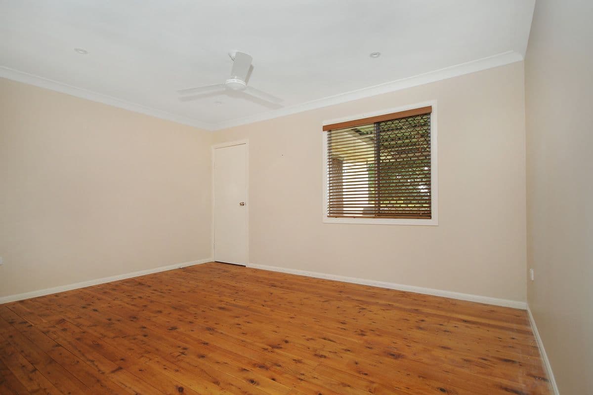 10 Wentworth Street, CENTENARY HEIGHTS QLD 4350, Centenary Heights - Thumbnail 2