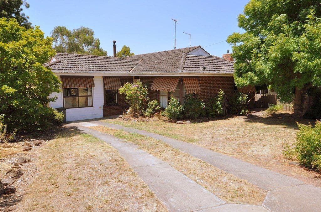 42 Melbourne Road, CRESWICK VIC 3363, Creswick - Image 1