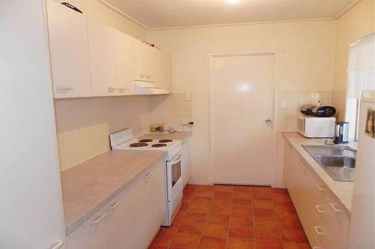 $612,500 (sold on 16-Jan-2023) Apartment 2 beds | 2 bath | 1 car 12 Bott Street ASHGROVE QLD 4060, 500 (Sold On 16-Jan-2023) Apartment 2 Beds | 2 Bath | 1 Car 12 Bott Street Ashgrove - Thumbnail 3