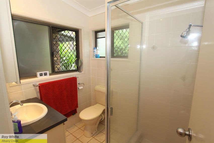4 Jane Court, CASHMERE QLD 4500, Cashmere - Thumbnail 8
