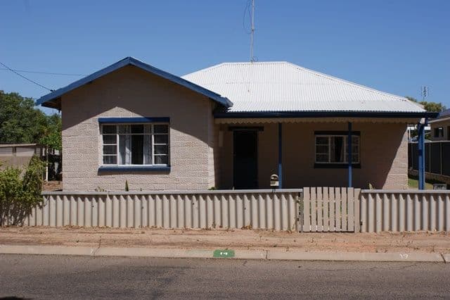 19 Walton Street, DONGARA WA 6525, Dongara - Image 1