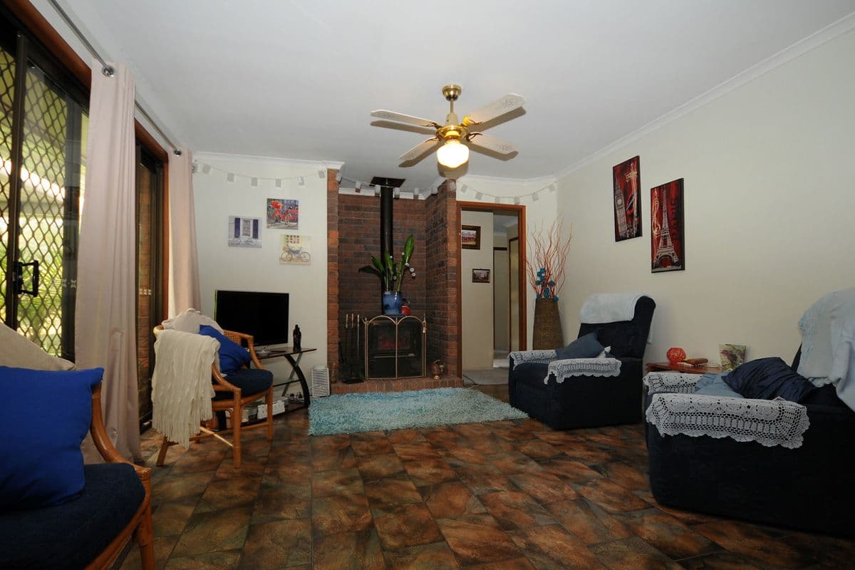 15 Coopers Road, GLENVALE QLD 4350, Glenvale - Thumbnail 4
