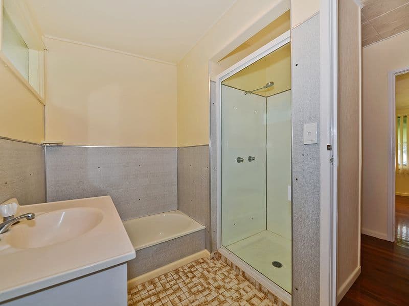 44 Narthanya Street, CHERMSIDE WEST QLD 4032, Chermside West - Thumbnail 7