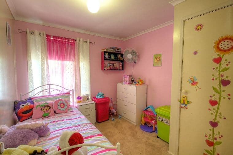 46 GLENELG Drive, BRASSALL QLD 4305, Brassall - Thumbnail 7