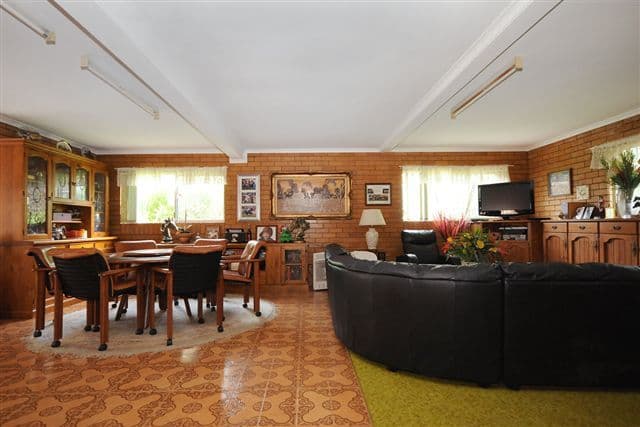 66 Hursley Road, NEWTOWN QLD 4350, Newtown - Thumbnail 2