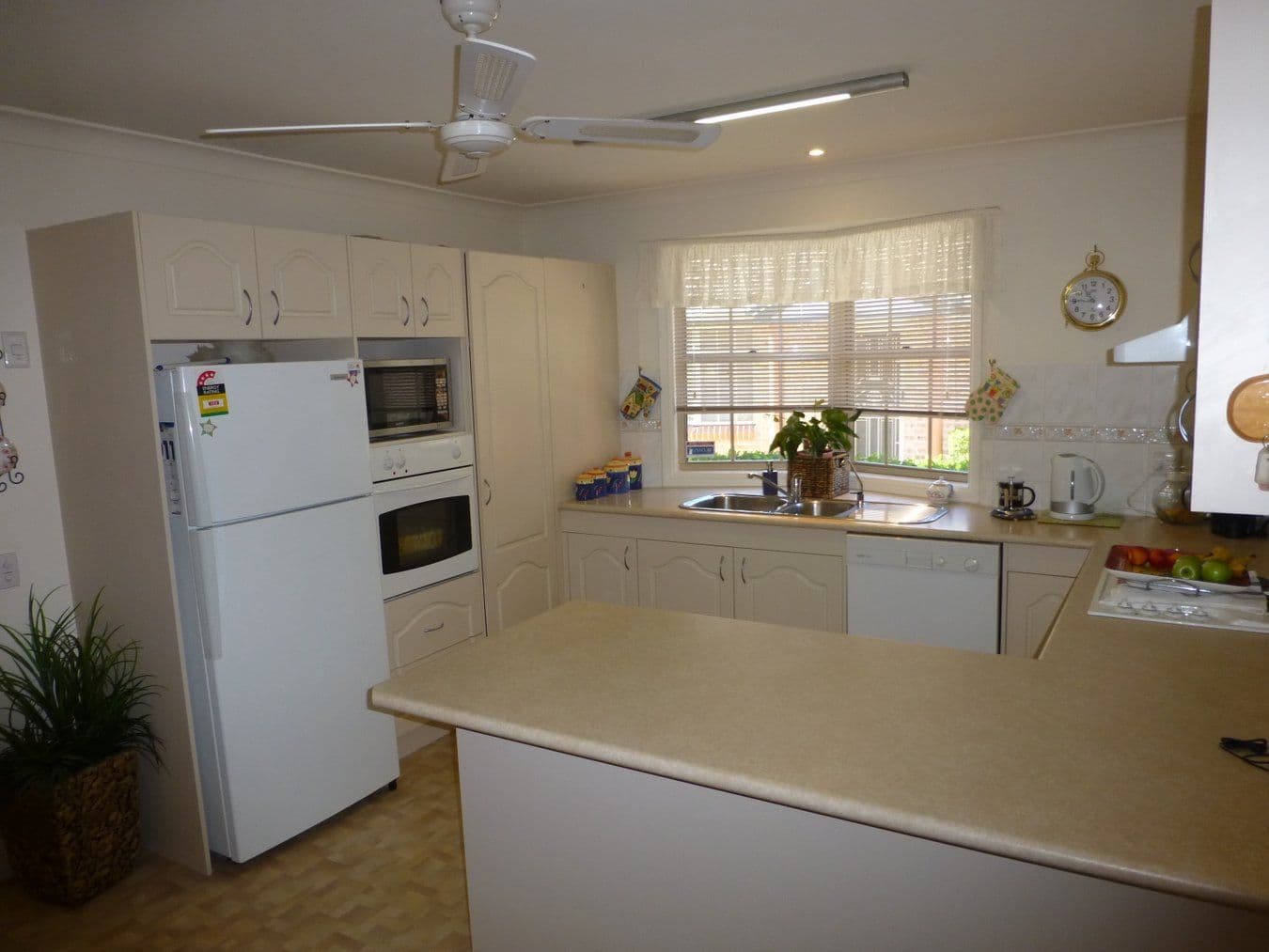 14-16 Engadine Avenue, ENGADINE NSW 2233, Engadine - Thumbnail 6