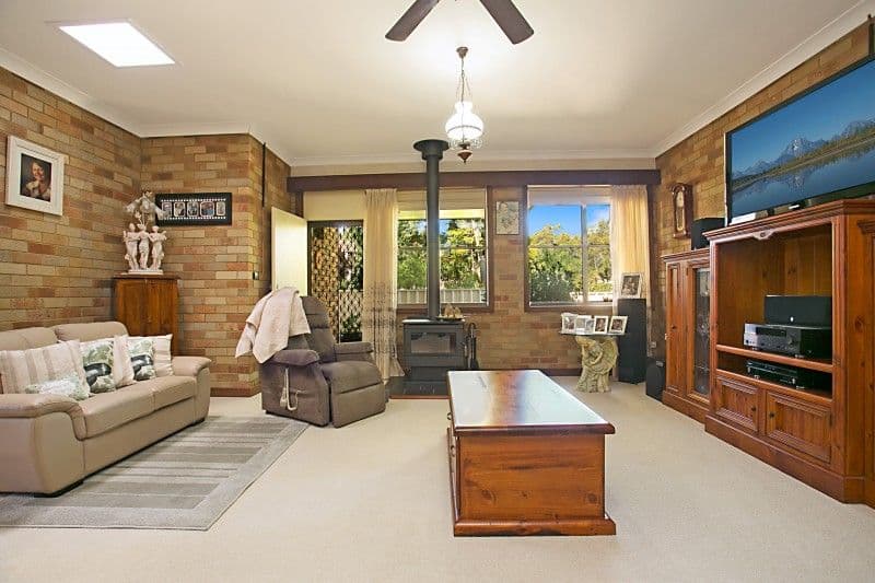 50 Houston Avenue, TENAMBIT NSW 2323, Tenambit - Thumbnail 2