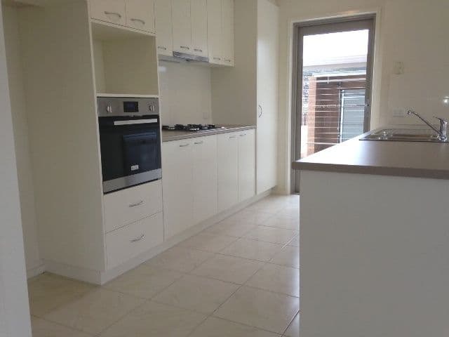 17 Proud Street, FORDE ACT 2914, Forde - Thumbnail 2