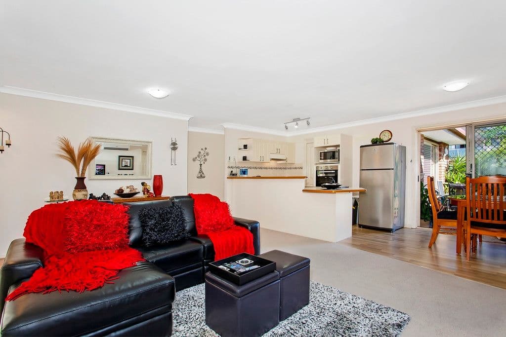 17 Yethonga Avenue, BLUE BAY NSW 2261, Blue Bay - Thumbnail 6