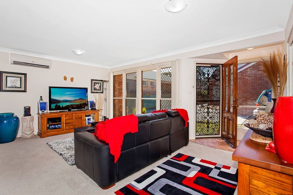 17 Yethonga Avenue, BLUE BAY NSW 2261, Blue Bay - Thumbnail 2