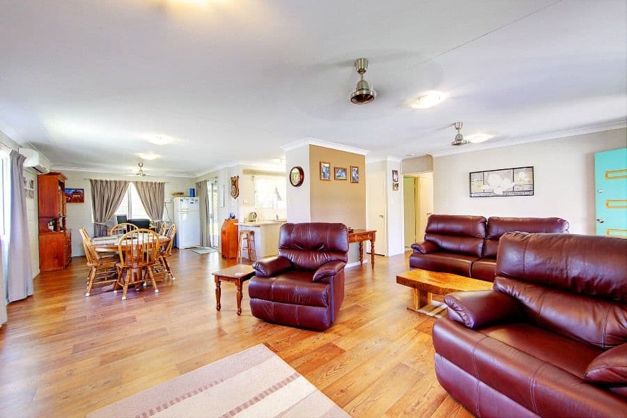 6 Feeney Avenue, RASMUSSEN QLD 4815, Rasmussen - Thumbnail 3