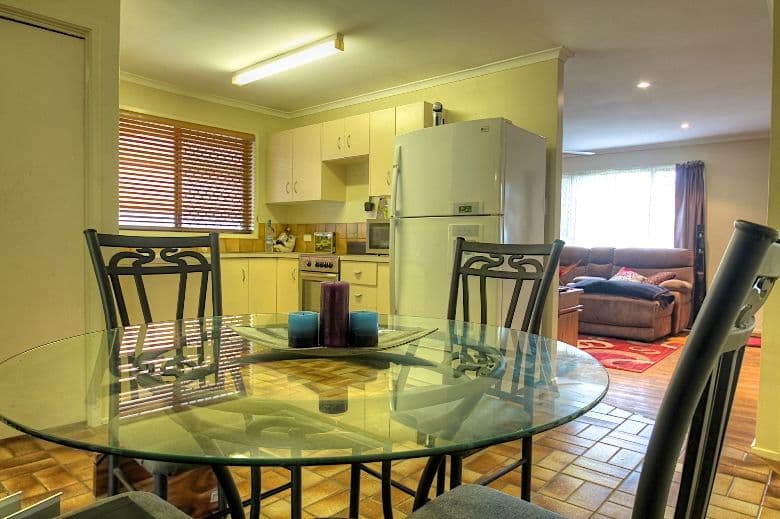 46 GLENELG Drive, BRASSALL QLD 4305, Brassall - Thumbnail 4