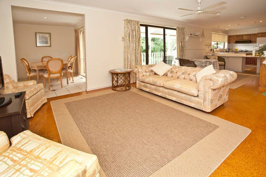 5 Pineview Close, WHEELERS HILL VIC 3150, Wheelers Hill - Thumbnail 3