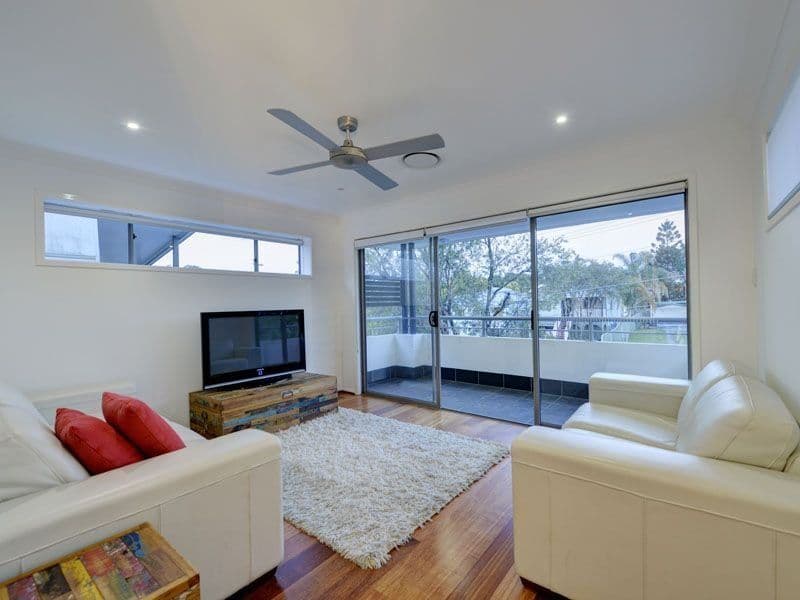 15 Windemere Avenue, MORNINGSIDE QLD 4170, Morningside - Thumbnail 5