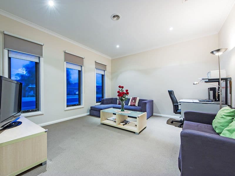 15 Connor Drive, BURNSIDE HEIGHTS VIC 3023, Burnside Heights - Thumbnail 6