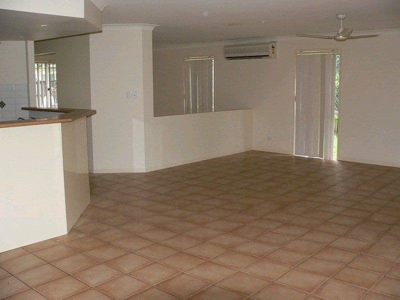 126 River Meadows Drive, Upper Coomera QLD 4209, Upper Coomera - Thumbnail 4