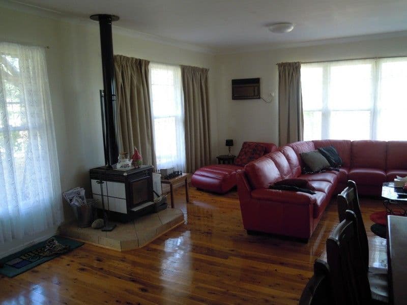 1557 Clifton-Pittsworth Road, PITTSWORTH QLD 4356, Pittsworth - Thumbnail 3