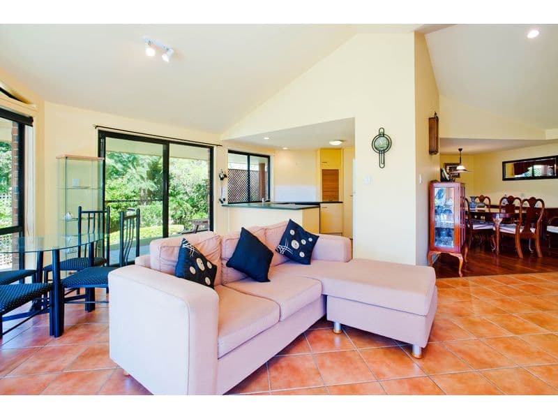 35 Berkley Place, CARINDALE QLD 4152, Carindale - Thumbnail 7