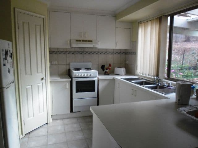16 - 18 Speed Street, HEATHCOTE VIC 3523, Heathcote - Thumbnail 2