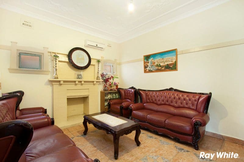 14 Locksley Road, BEXLEY NSW 2207, Bexley - Thumbnail 3