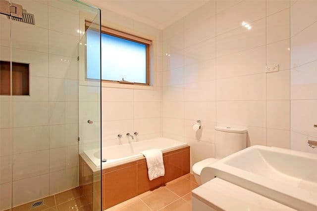 22 Evans Crescent, RESERVOIR VIC 3073, Reservoir - Thumbnail 5