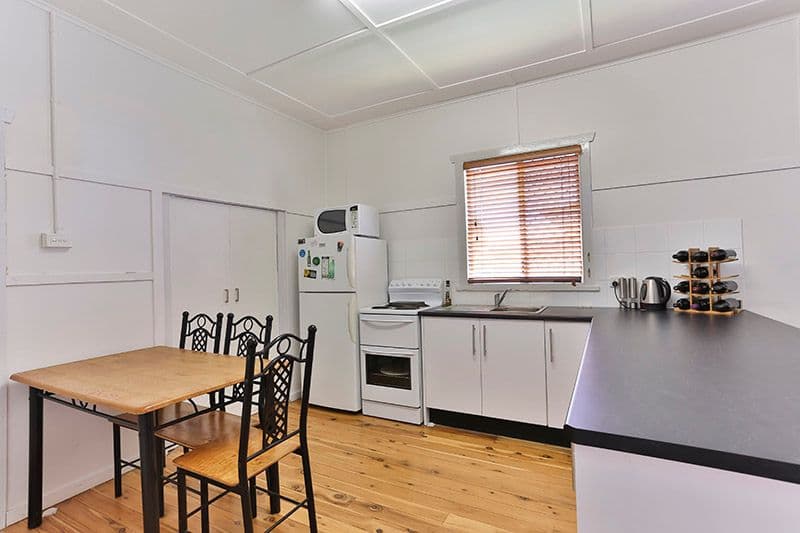 251 West Street, HARRISTOWN QLD 4350, Harristown - Thumbnail 4