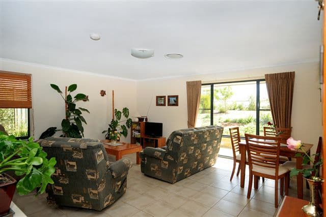 45 Phipps Drive, MERINGANDAN WEST QLD 4352, Meringandan West - Thumbnail 3