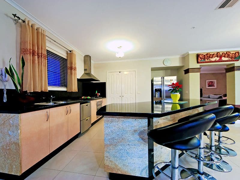 74 Sanctuary Lakes South Boulevard, POINT COOK VIC 3030, Point Cook - Thumbnail 6