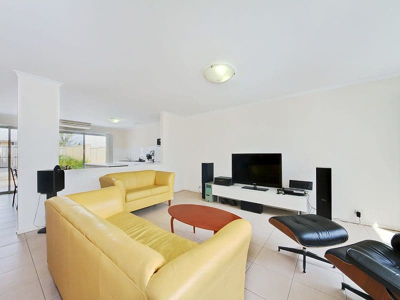 12 Goshawk Walk, ALDINGA BEACH SA 5173, Aldinga Beach - Thumbnail 4