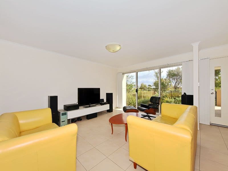 12 Goshawk Walk, ALDINGA BEACH SA 5173, Aldinga Beach - Thumbnail 5