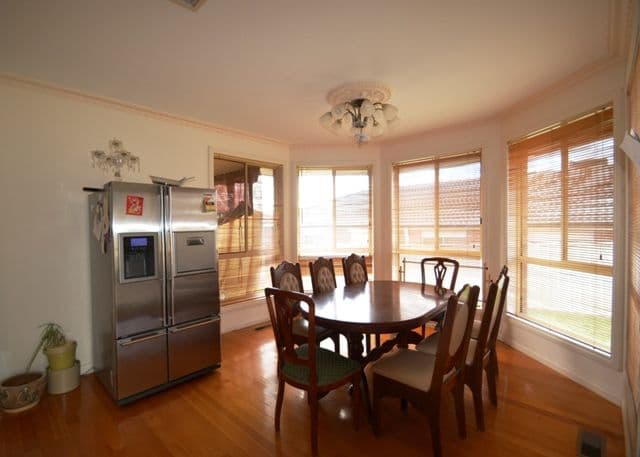 11 Doyle Court, SEYMOUR VIC 3660, Seymour - Thumbnail 3