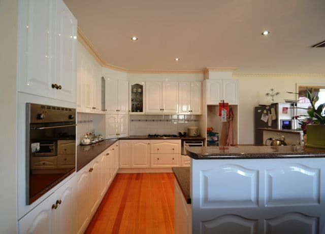 11 Doyle Court, SEYMOUR VIC 3660, Seymour - Thumbnail 2