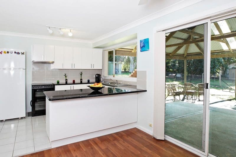 4 Folia Close, WEST NOWRA NSW 2541, West Nowra - Thumbnail 2