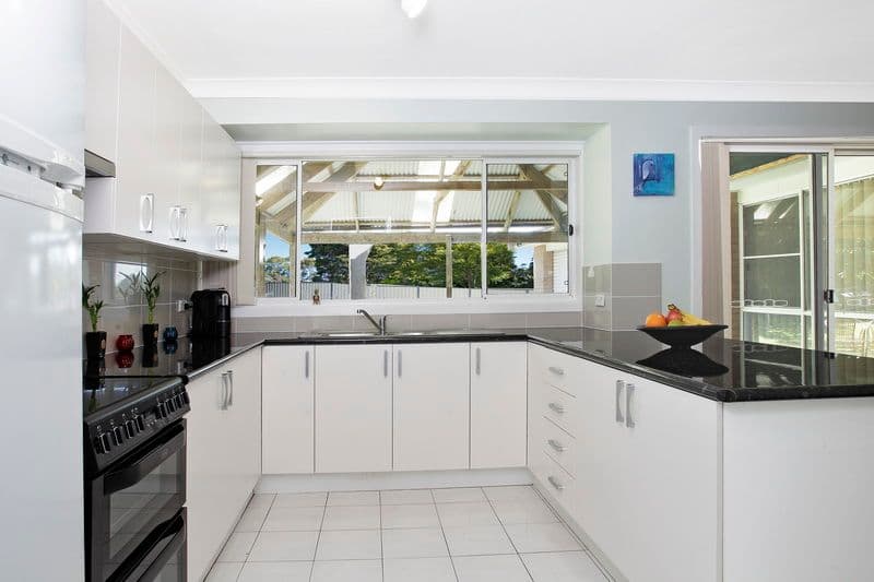 4 Folia Close, WEST NOWRA NSW 2541, West Nowra - Thumbnail 4