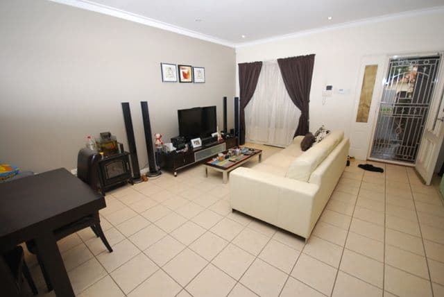 1 Renfrew Street, GUILDFORD WEST NSW 2161, Guildford West - Thumbnail 3