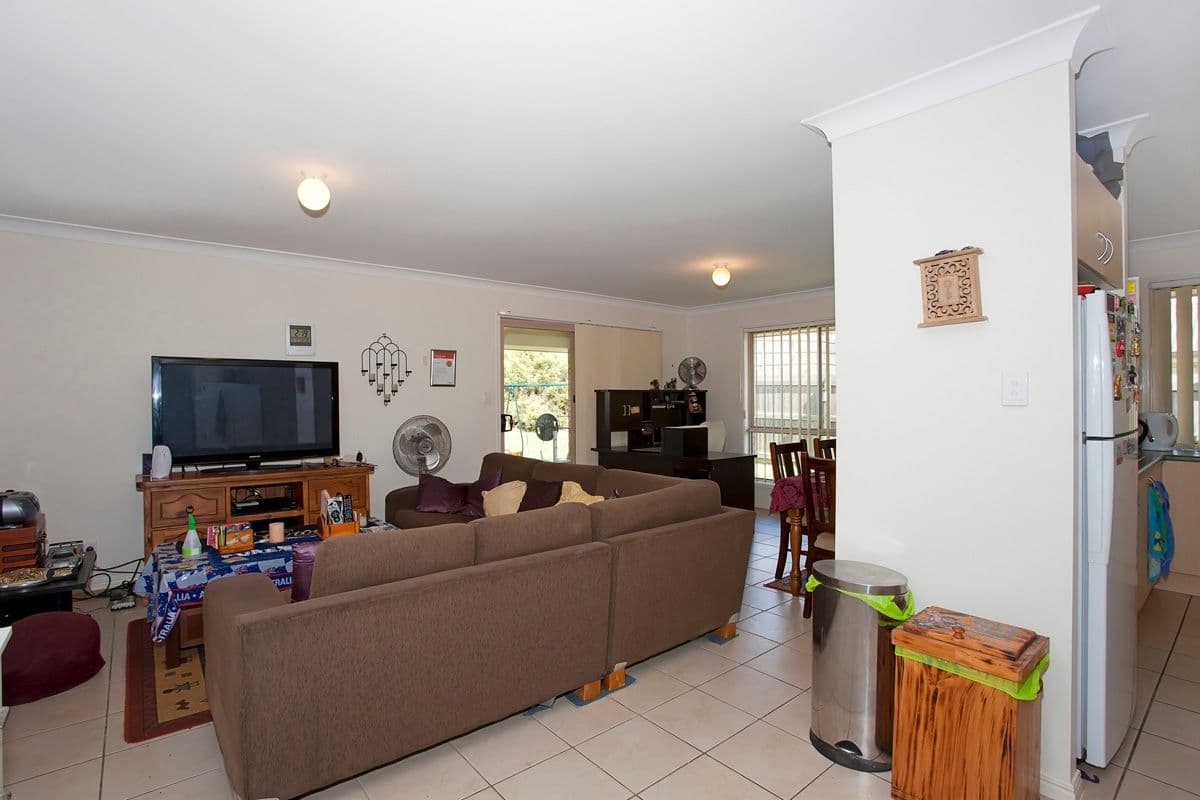 18 Cuttaburra Crescent, Glenvale QLD 4350, Glenvale - Thumbnail 2