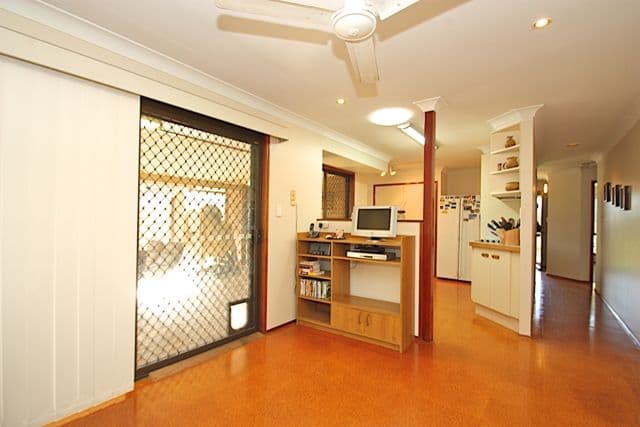 21 Foxton Street, BUNDAMBA QLD 4304, Bundamba - Thumbnail 7
